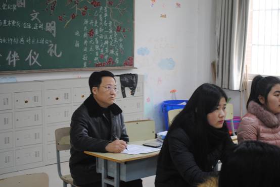 2015春新学期第一堂听课 008.JPG