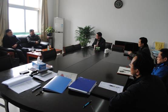 市教育调研 003.JPG