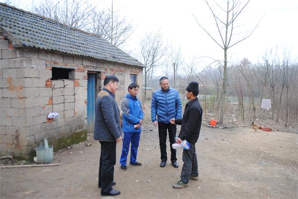 2017.1.20慰问活动照片 044.JPG