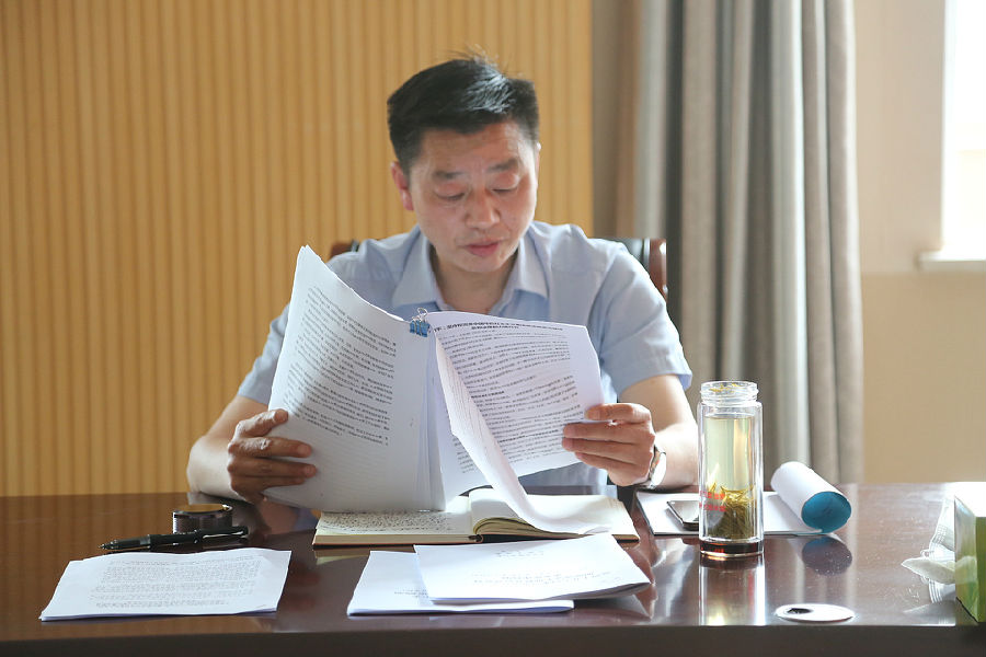 2020.5.8中心组学习、学工委会 027_副本.jpg