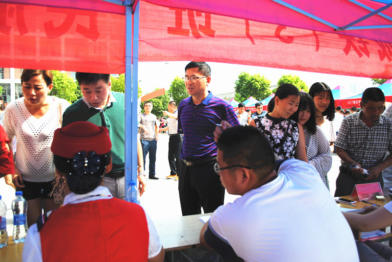 2017.8.20开学前检查 支教 开学 169_副本.jpg