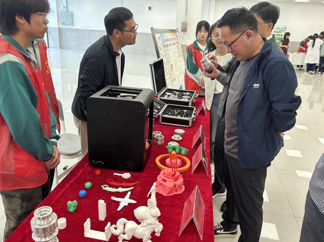 _cgi-bin_mmwebwx-bin_webwxgetmsgimg__&MsgID=1352298278826431412&skey=@crypt_8a037790_5edeb6faaef60fdc572ccc083c932d3a&mmweb_appid=wx_webfilehelper