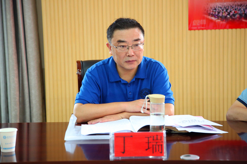 2018.8.31讲严立警示教育生活会 026_副本.jpg