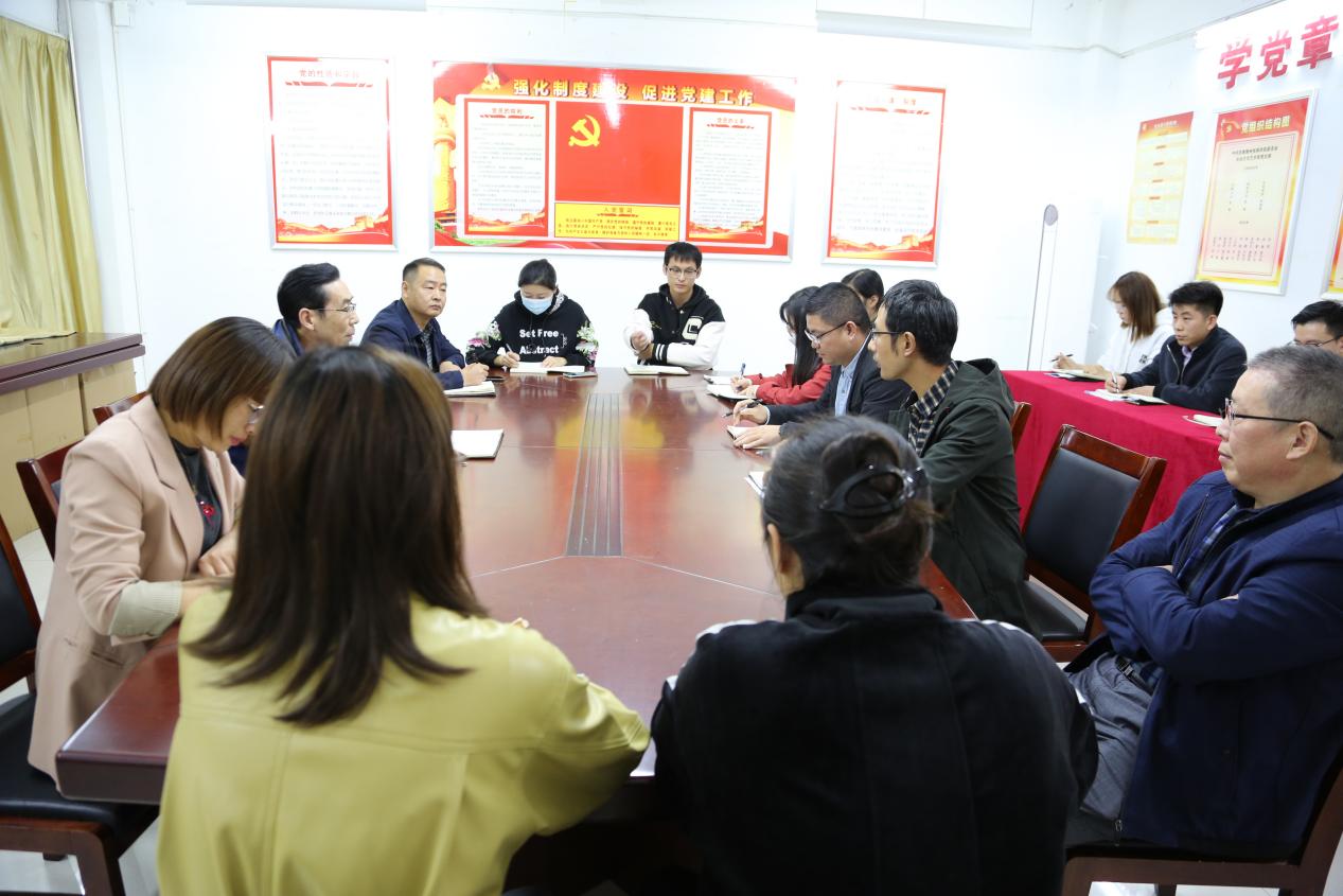 2022.10.10  余书记社文系调研 011