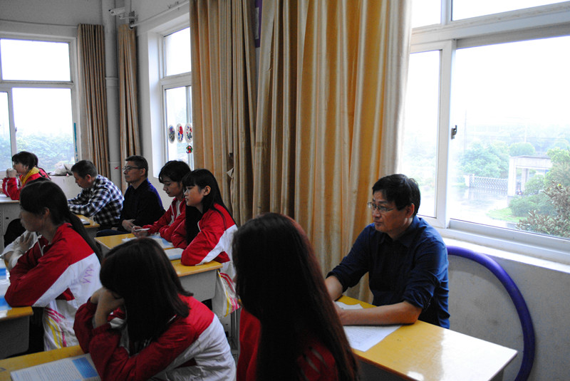 2017.9.1汪院长企业对接、开学第一课 130_副本.jpg