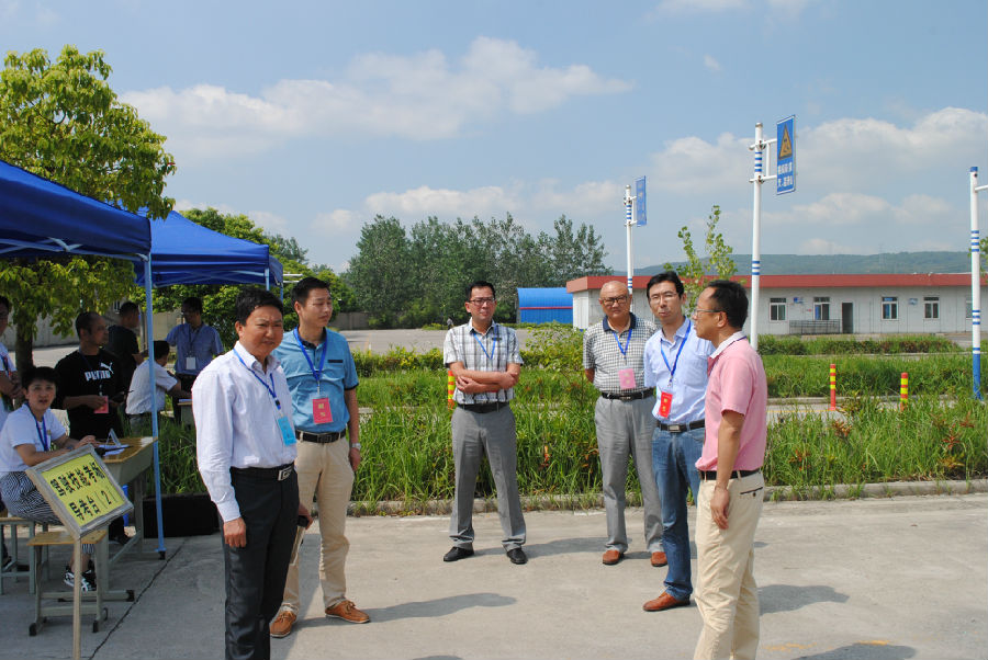 2017.9.16滁州市市直驾驶员职称考试 040.JPG