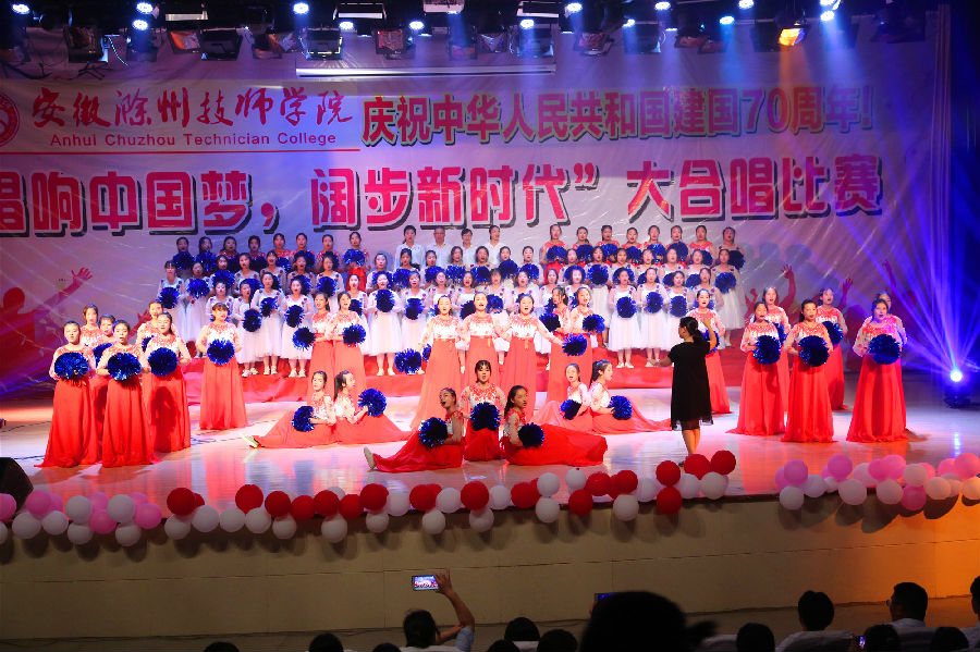 2019.6.12学生会总结、文化闭幕式、大合唱 093_副本.jpg