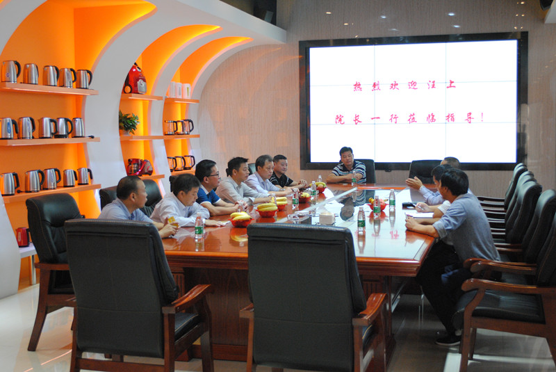 2017.9.1党员座谈会与校企合作调研 126_副本.jpg