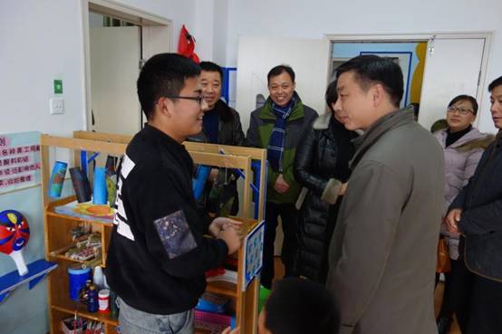 clip_image006.jpg DSC02063.JPG