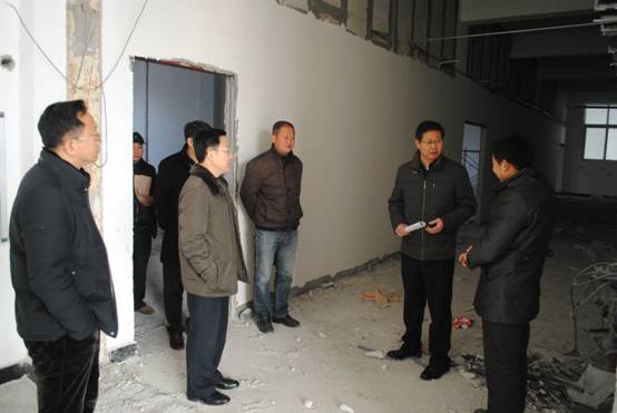 校领导慰问寒假工作职工 009.JPG