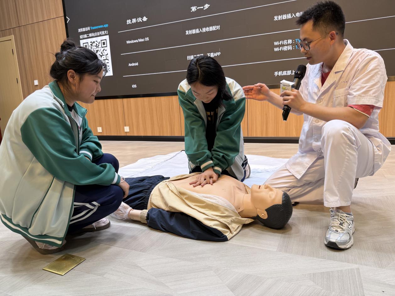 44158d0556558ddddbf81fa96cff4bd