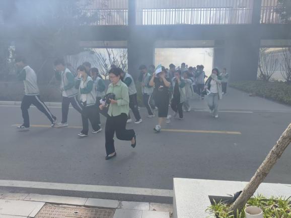 02902caf6cbd5d1666a9289b70a77727