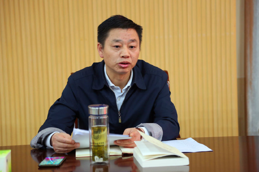 2019.10.28读书班开班、周岗烈士陵园、演讲比赛 008_副本.jpg