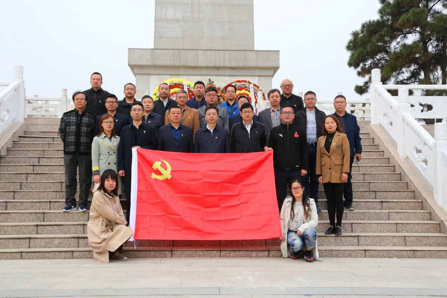 2019.10.28读书班开班、周岗烈士陵园、演讲比赛 105_副本.jpg