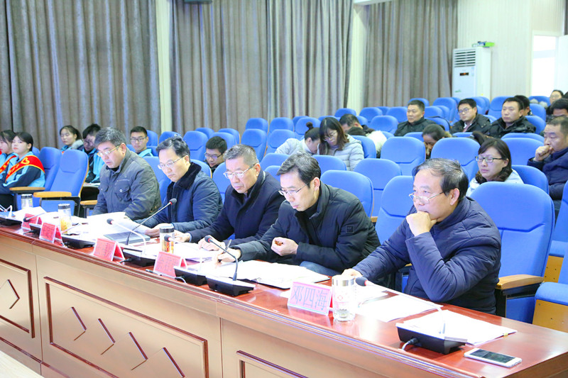 2018.12.26班主任及文化传承演出 008_副本.jpg